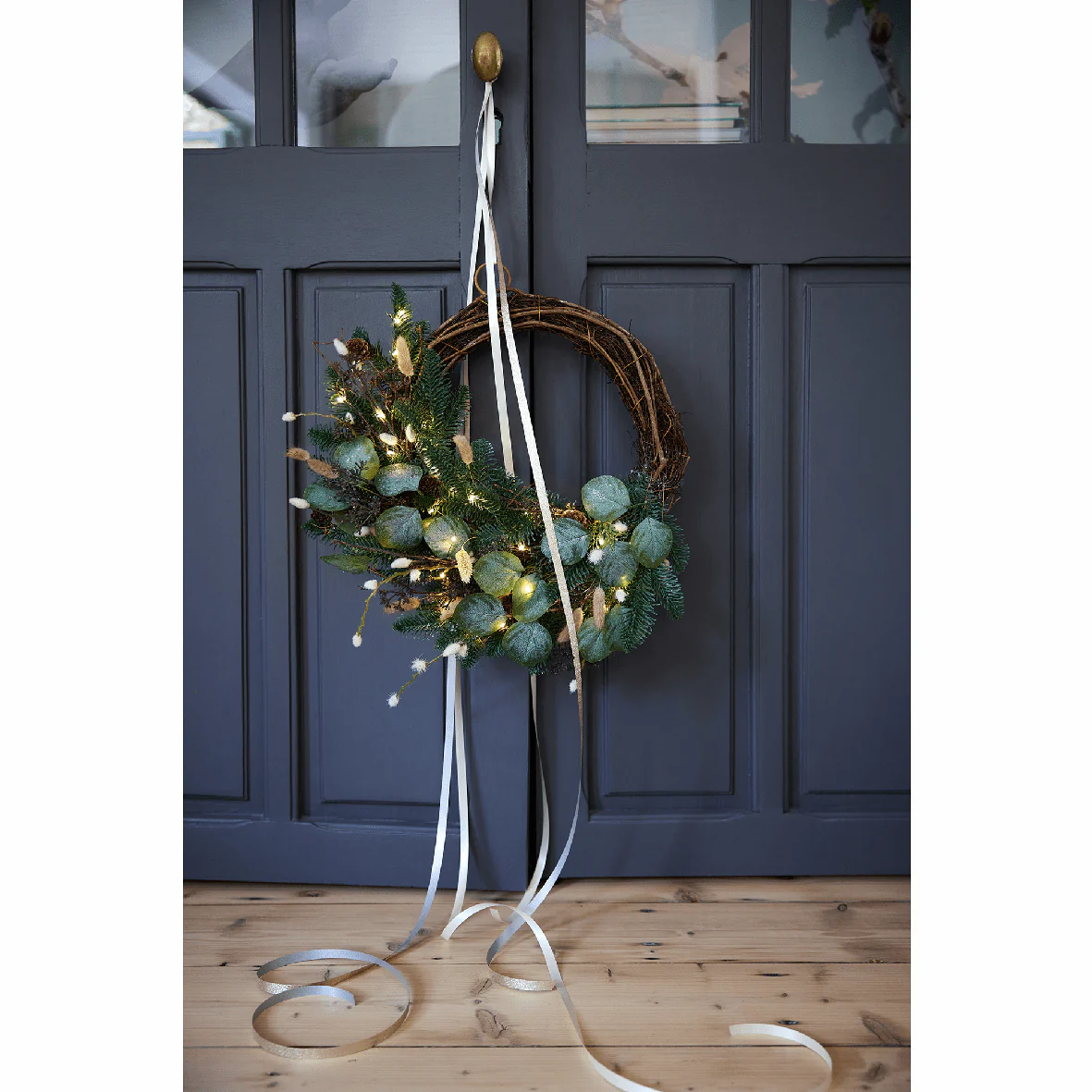 Wreath with White Berries & Pinecones Micro LED BO Indoor 60cm - Image 2