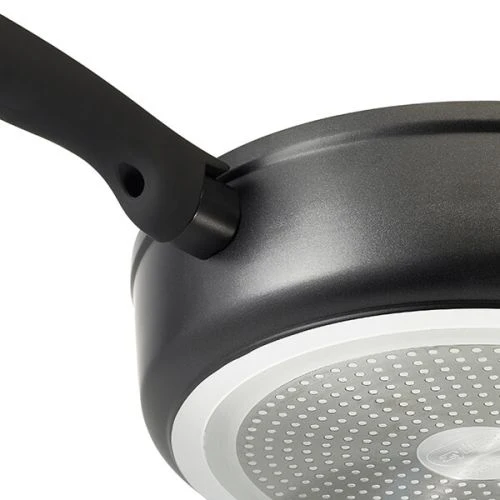 Zyliss Cook Ultimate Non-Stick Sauté Pan with Glass Lid 28cm - Image 2